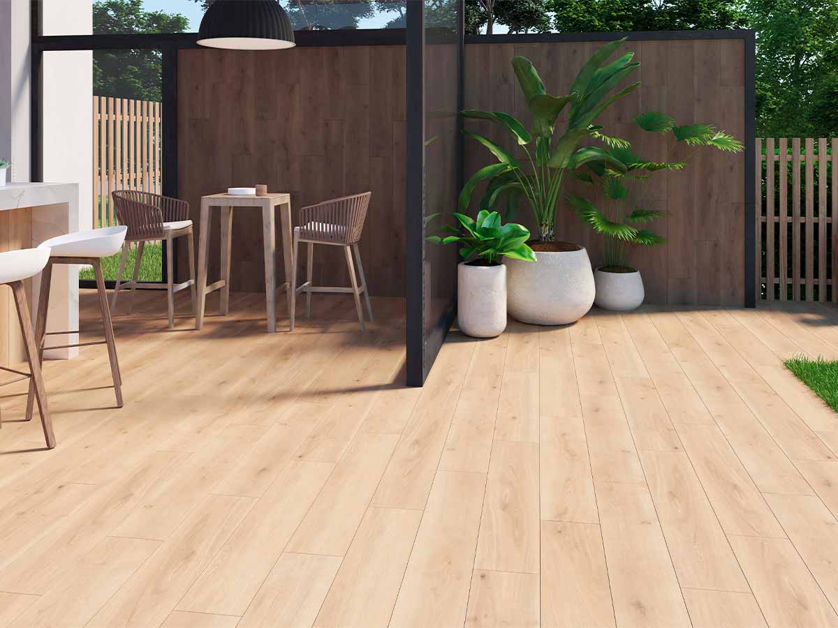 Porcelánico efecto madera natural Versat 23x120 interior exterior